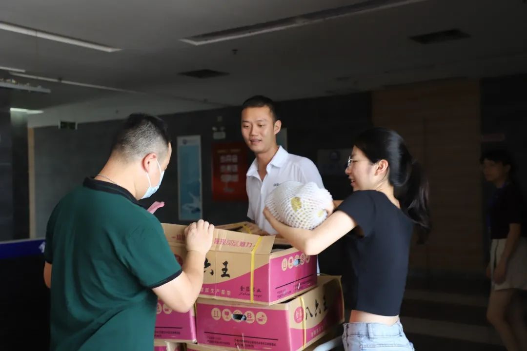愛心鷹牌 | 萬里援疆，鷹牌助力新疆塔然其村沖刺脫貧(圖8)