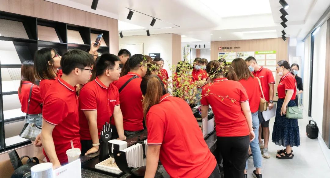 乘風破浪，全力以赴｜2022鷹牌墻地專家超級門店訓練營圓滿結營！(圖13)