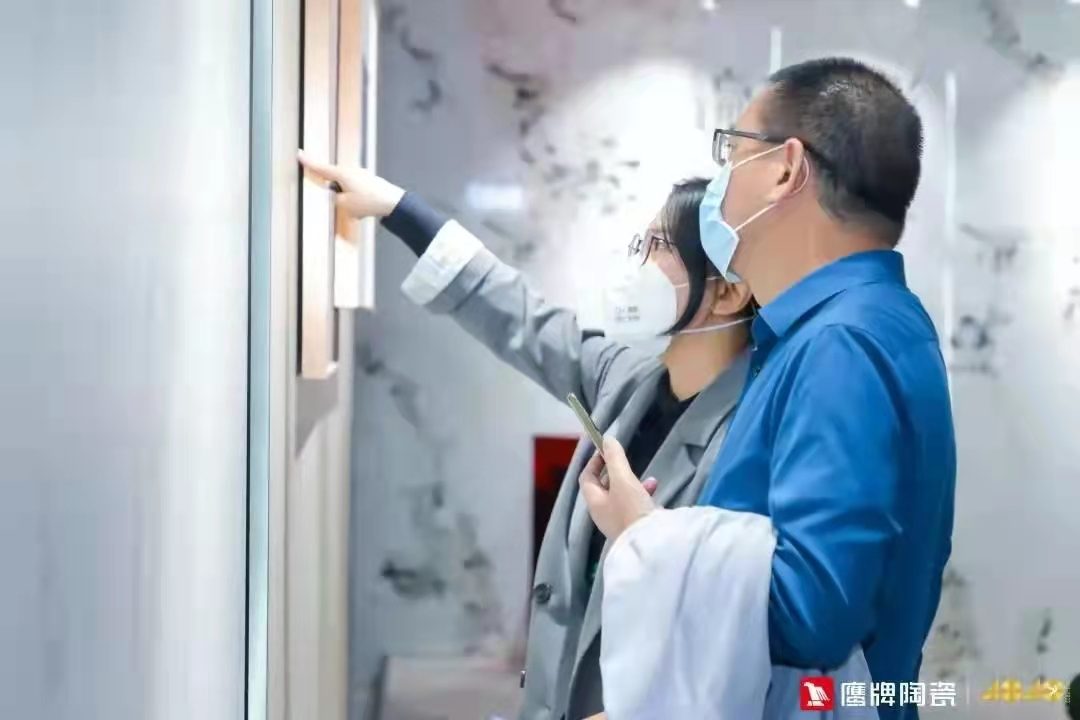 十余天鎖定211城！陶業(yè)新一輪招商大戰(zhàn)掀起，為什么他們都選擇鷹牌？(圖10)