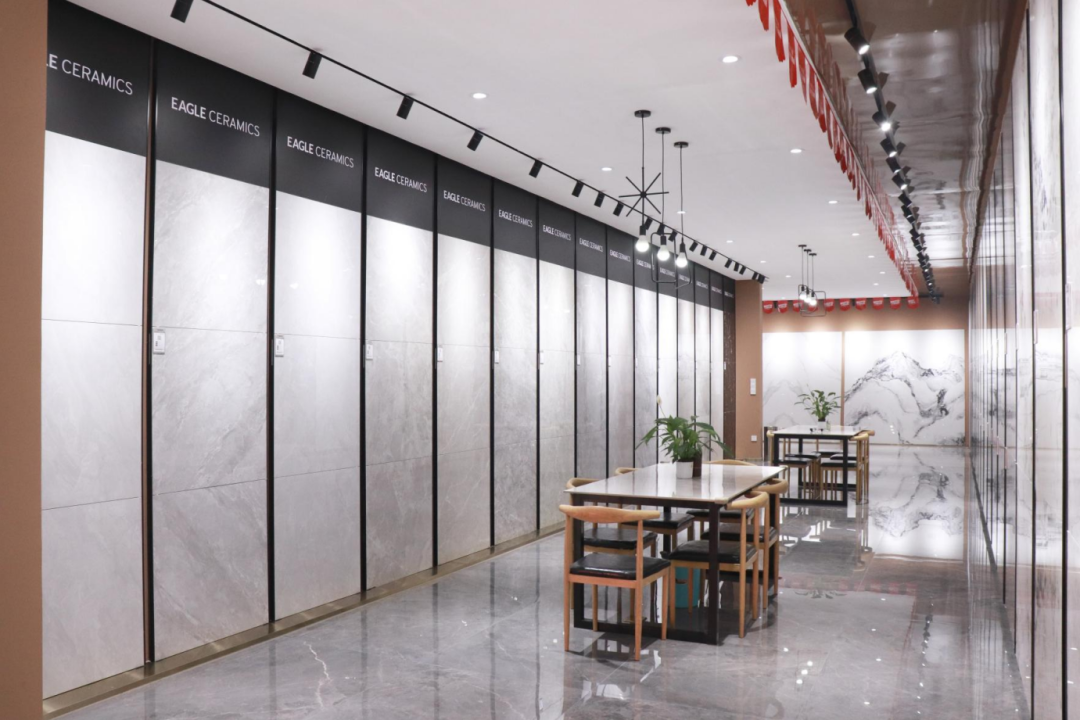 晉江鷹牌旗艦店｜緊跟時(shí)代步伐，以品牌力量制勝市場(chǎng)!(圖8)