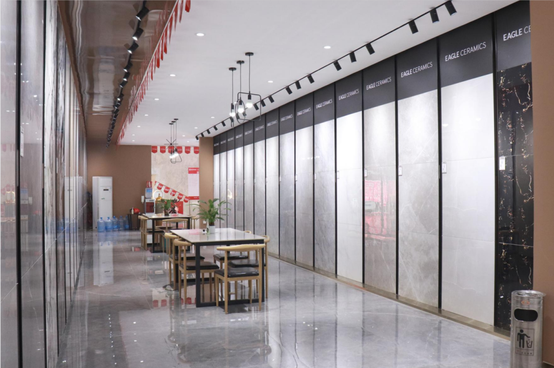 晉江鷹牌旗艦店｜緊跟時(shí)代步伐，以品牌力量制勝市場(chǎng)!(圖9)