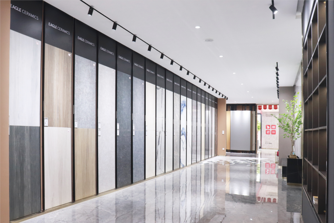 晉江鷹牌旗艦店｜緊跟時(shí)代步伐，以品牌力量制勝市場(chǎng)!(圖14)