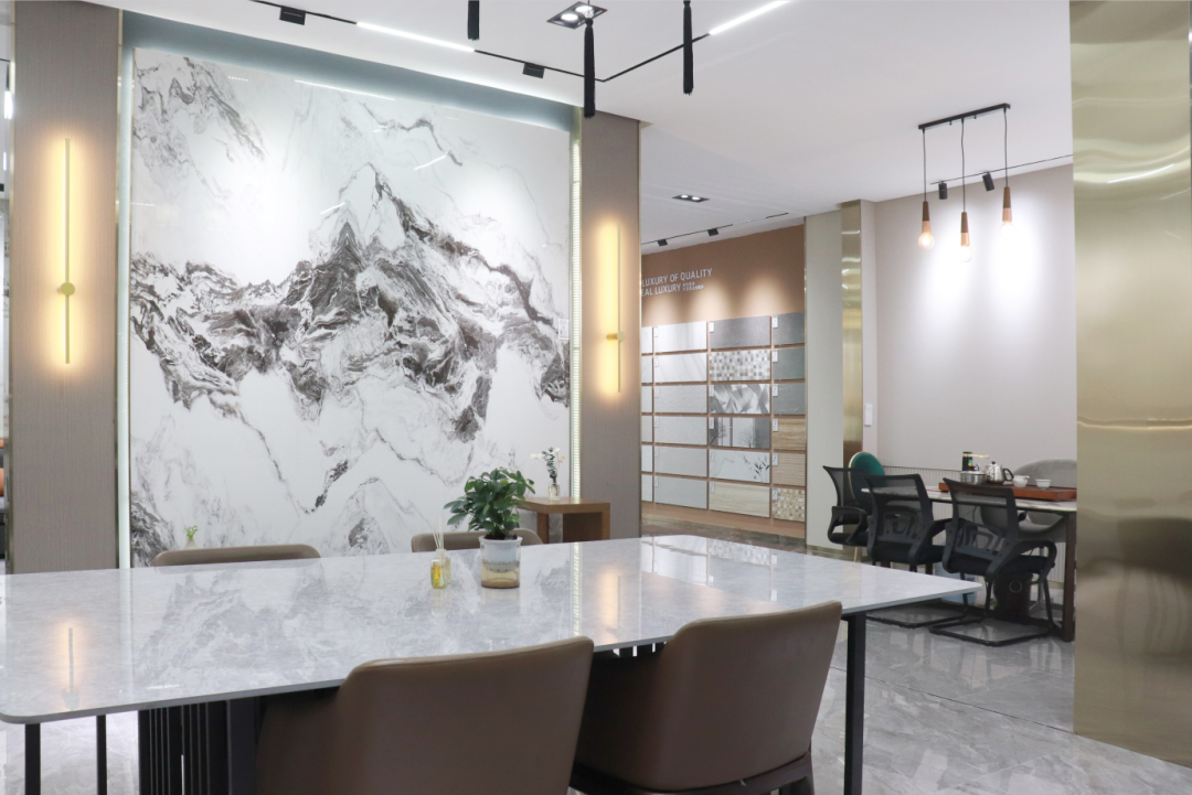 晉江鷹牌旗艦店｜緊跟時(shí)代步伐，以品牌力量制勝市場(chǎng)!(圖29)
