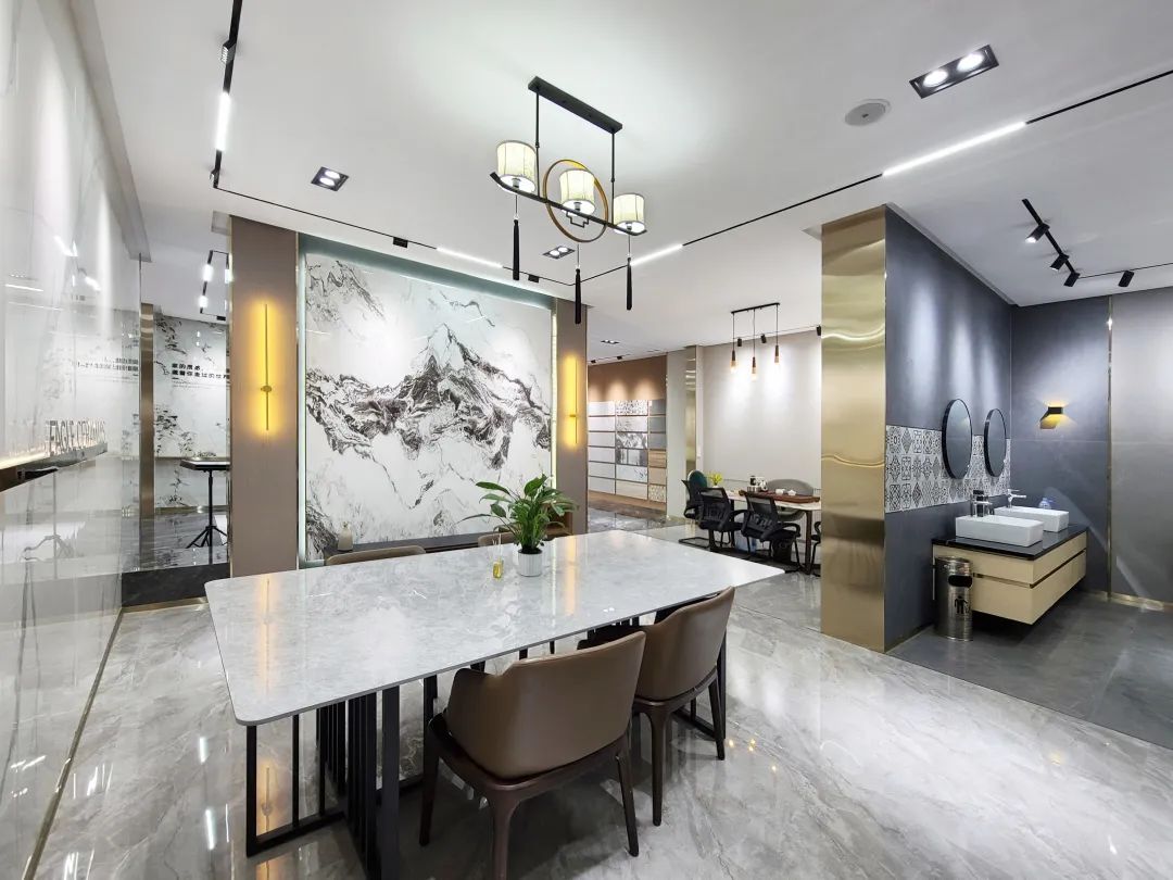 晉江鷹牌旗艦店｜緊跟時(shí)代步伐，以品牌力量制勝市場(chǎng)!(圖32)