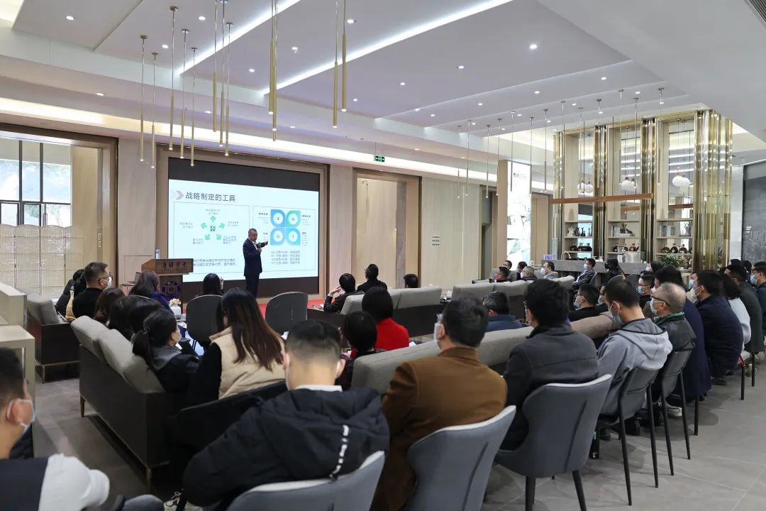 凝心聚力，深耕創(chuàng)變｜2023鷹牌集團(tuán)戰(zhàn)略規(guī)劃會(huì)議圓滿舉行！(圖4)