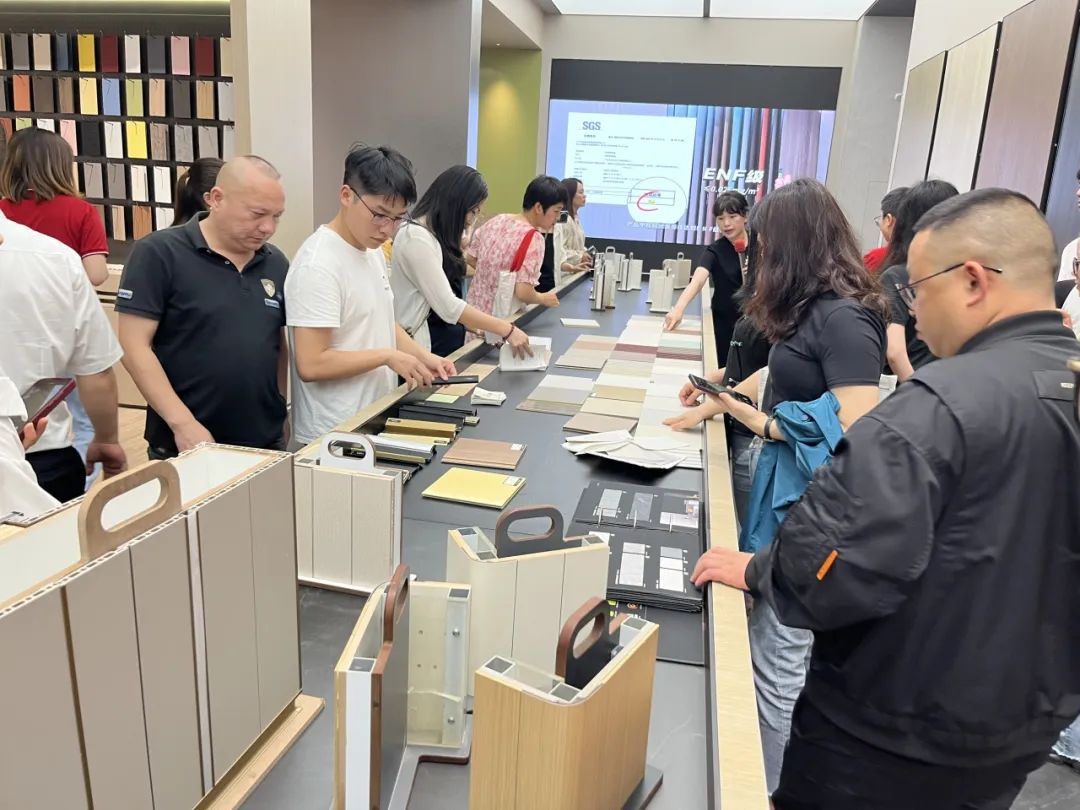 破局搶單 引爆終端｜2024鷹牌陶瓷全國(guó)店長(zhǎng)訓(xùn)練營(yíng)圓滿舉行(圖5)