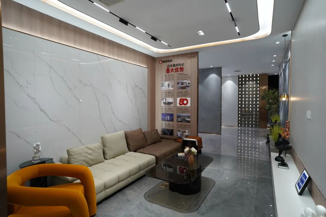 鷹牌50周年 門(mén)店風(fēng)采｜四川夾江鷹牌旗艦店，為品質(zhì)之家打造新典范！(圖12)